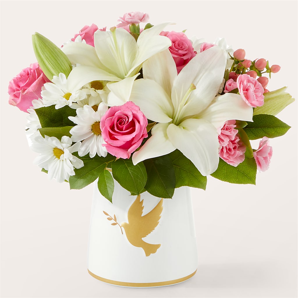Whispers of Comfort Bouquet – Royalty Flowers, Alexandria VA