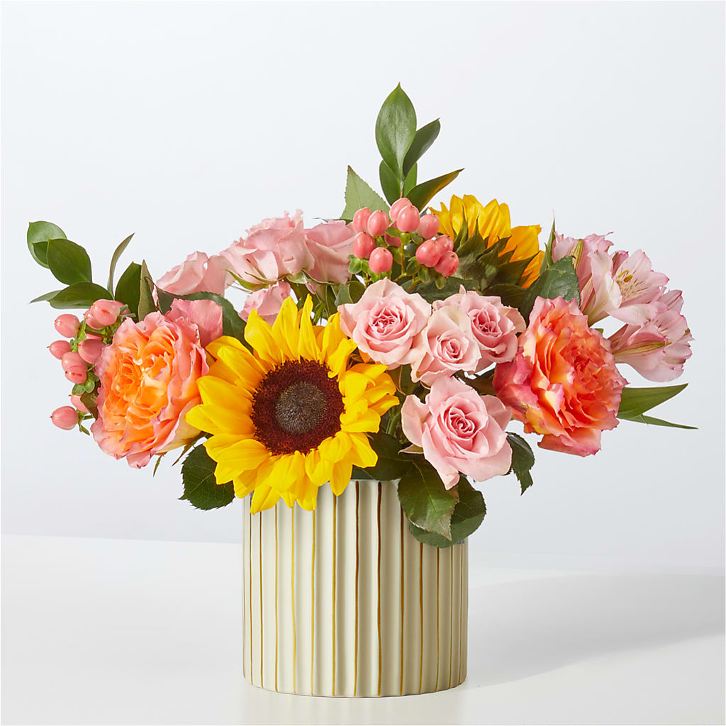 Sun's Out Bouquet – Royalty Flowers, Alexandria VA