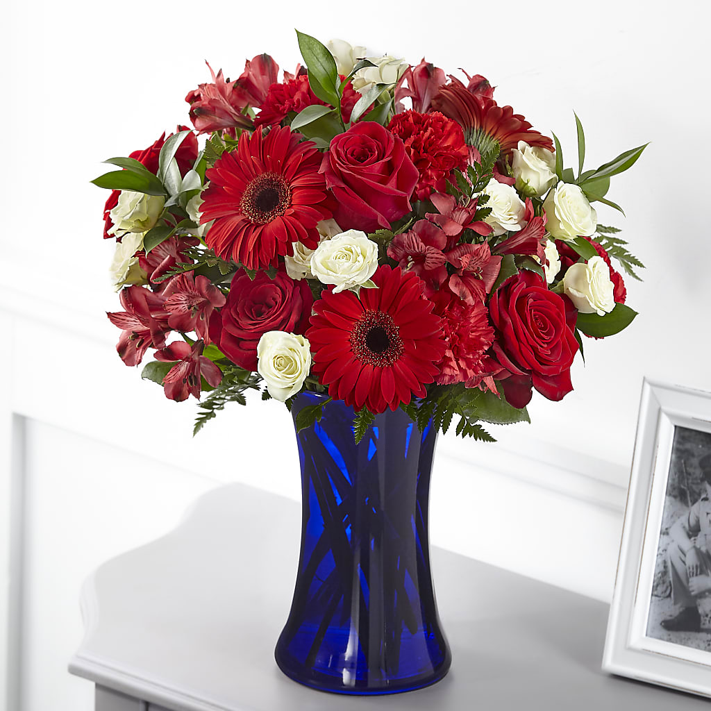 Hearts Embrace Bouquet – Royalty Flowers, Alexandria VA