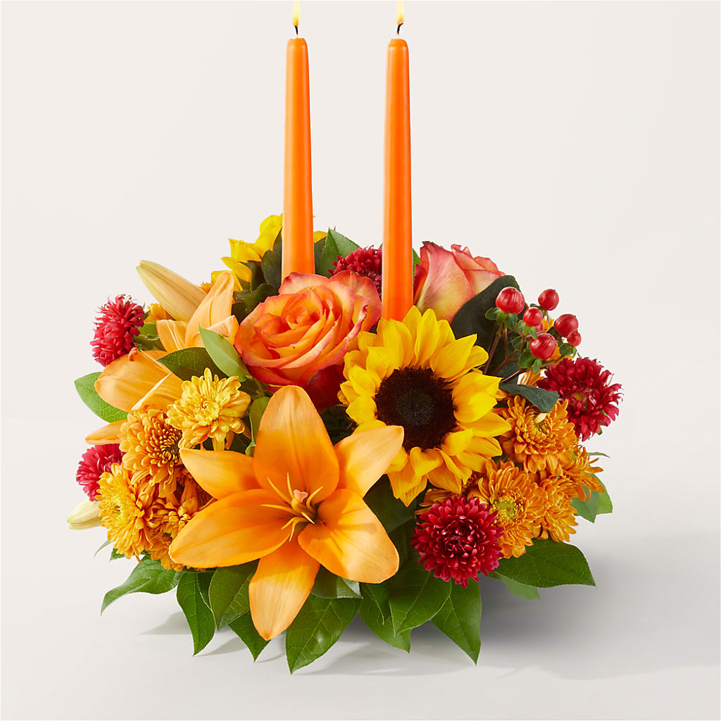 Grateful Centerpiece – Royalty Flowers, Alexandria VA