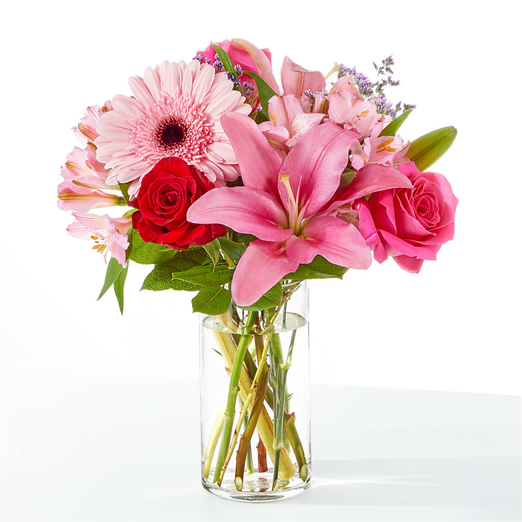 Lots of Love Bouquet – Royalty Flowers, Alexandria VA