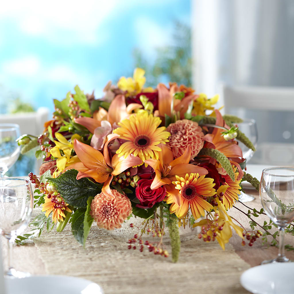 One and Only Centerpiece – Royalty Flowers, Alexandria VA