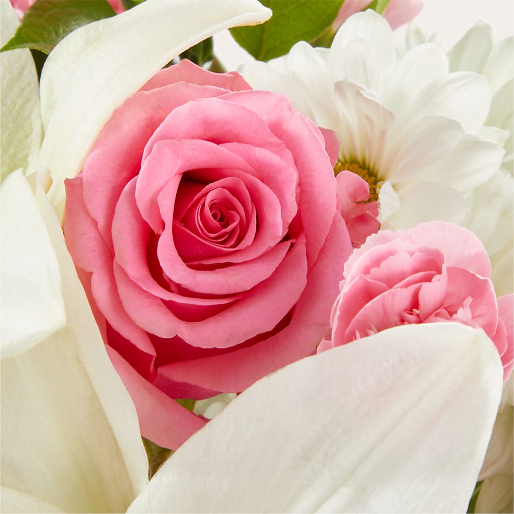 Whispers of Comfort Bouquet –  Royalty Flowers, Alexandria VA