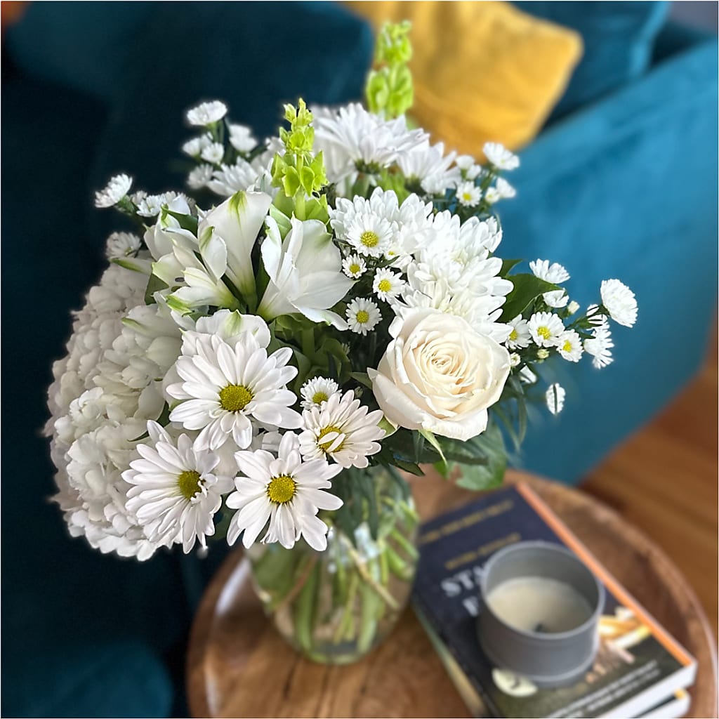 Classic Ivory – A Florist Original –  Royalty Flowers, Alexandria VA