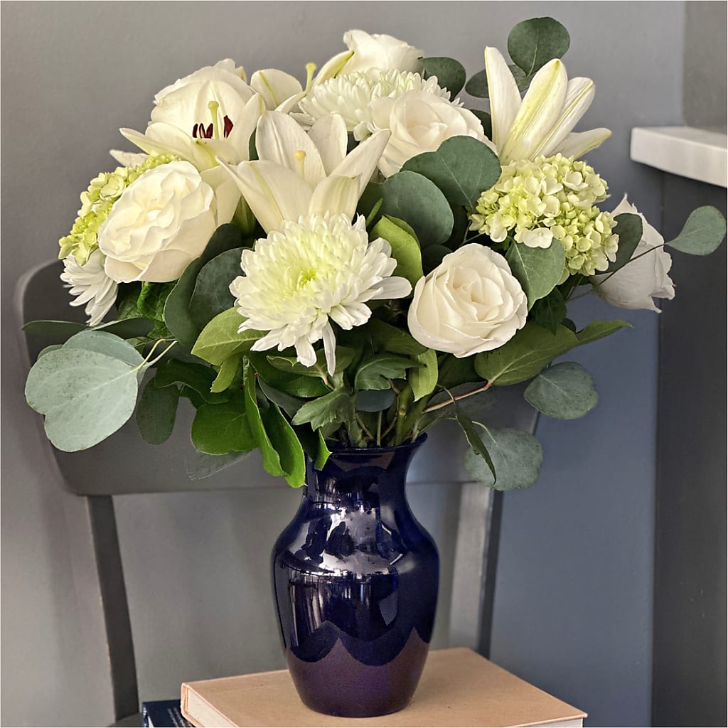 Snowy Dreams Bouquet –  Royalty Flowers, Alexandria VA