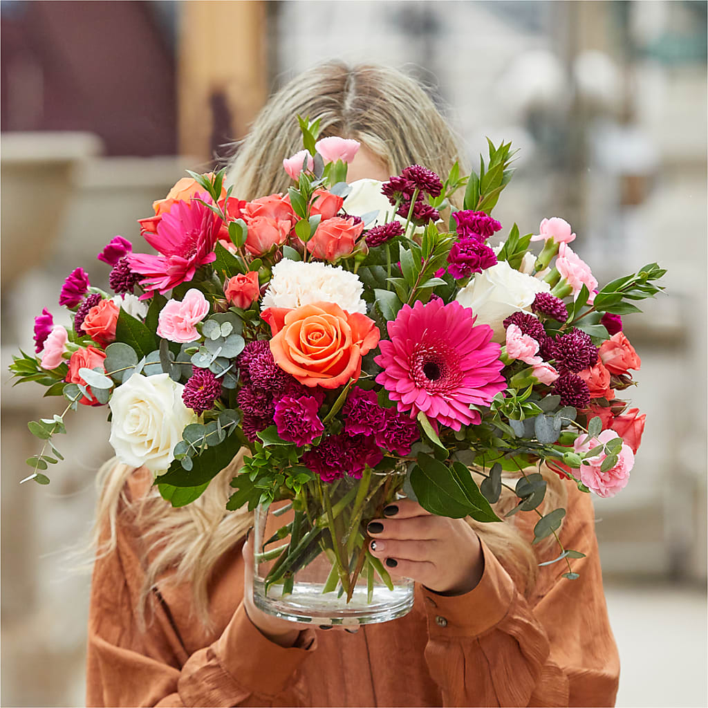 Smell the Roses Bouquet –  Royalty Flowers, Alexandria VA