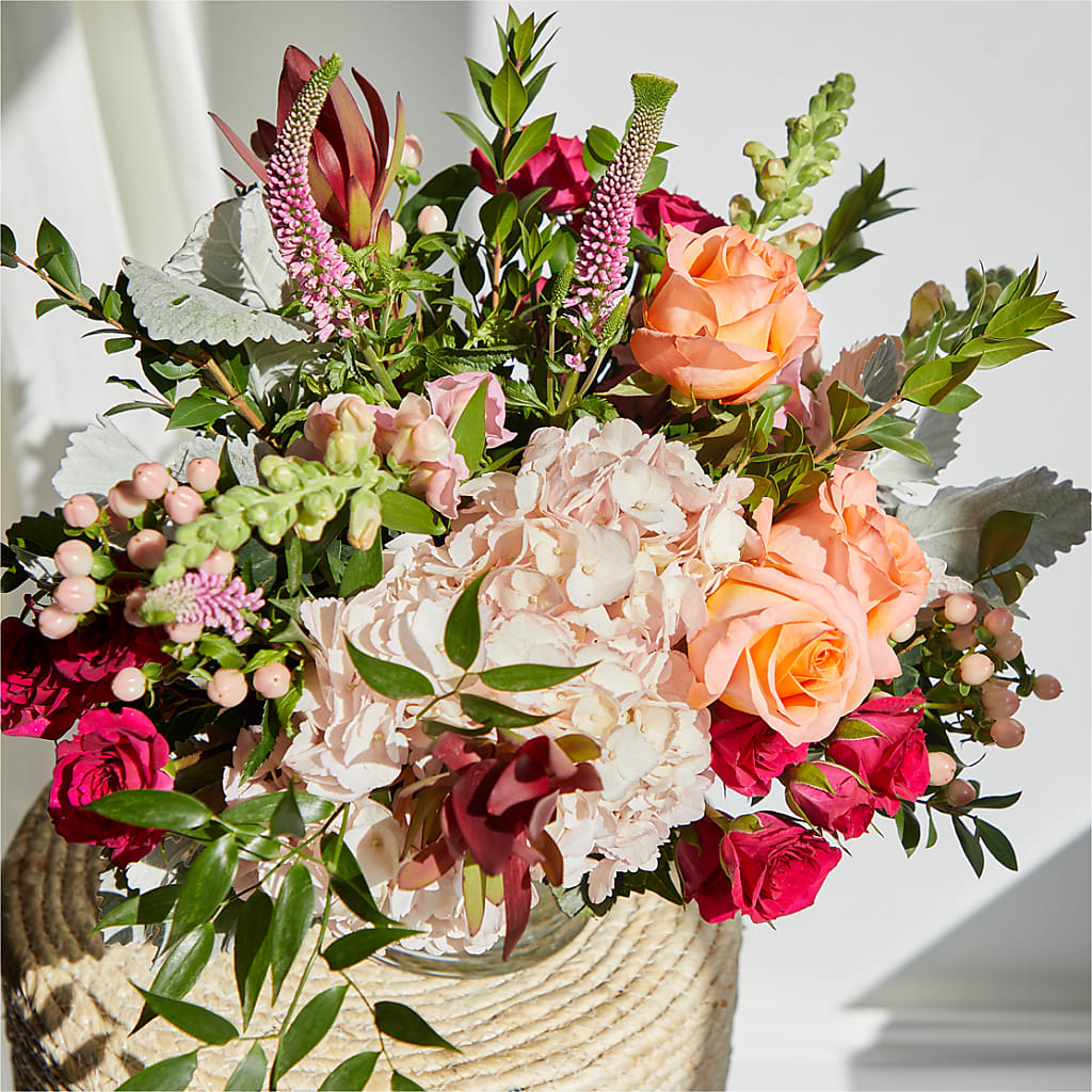 Glitz & Glam Bouquet –  Royalty Flowers, Alexandria VA